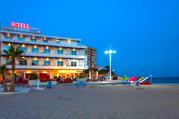 La Cala Hotel in Playa Finestrat is a beachfront 3 star B&B hotel right on the waters edge.