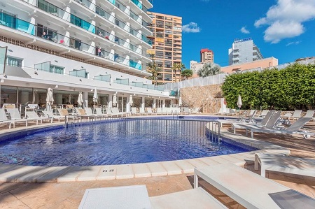 Jet2holidays in Benidorm at the hotel Agua Azul