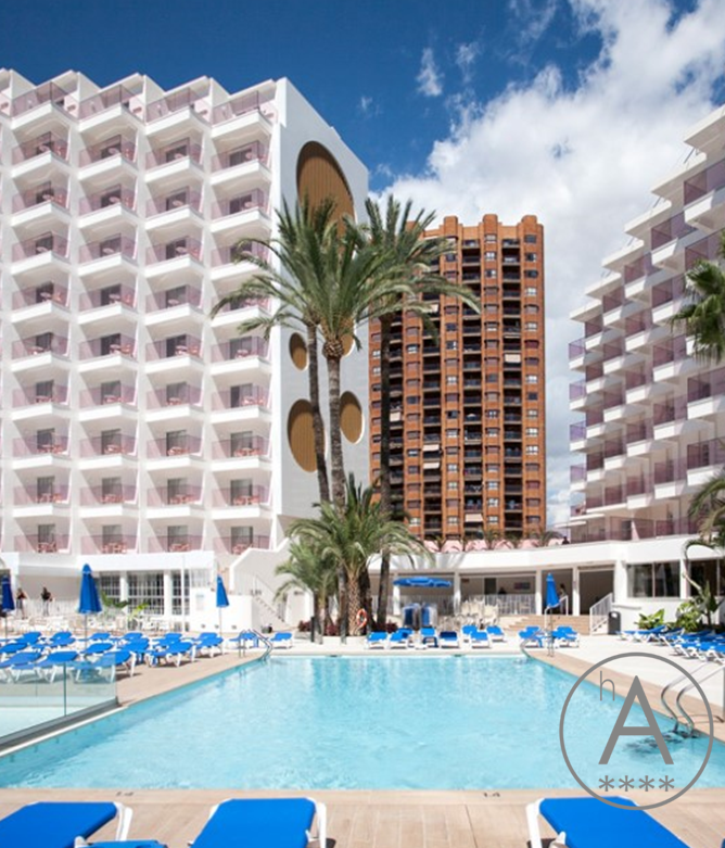 Ambassador Playa I & II - A 4 star hotel in Benidorm.