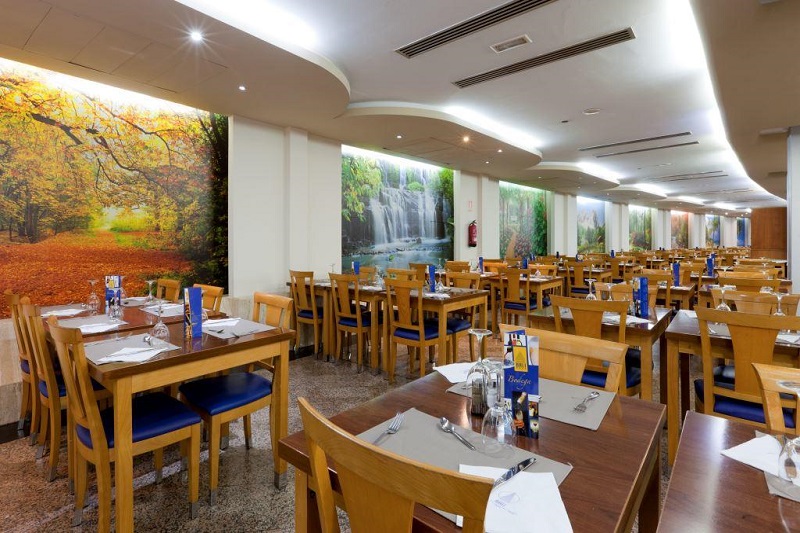 Gran Bali Hotel in Benidorm - restaurant