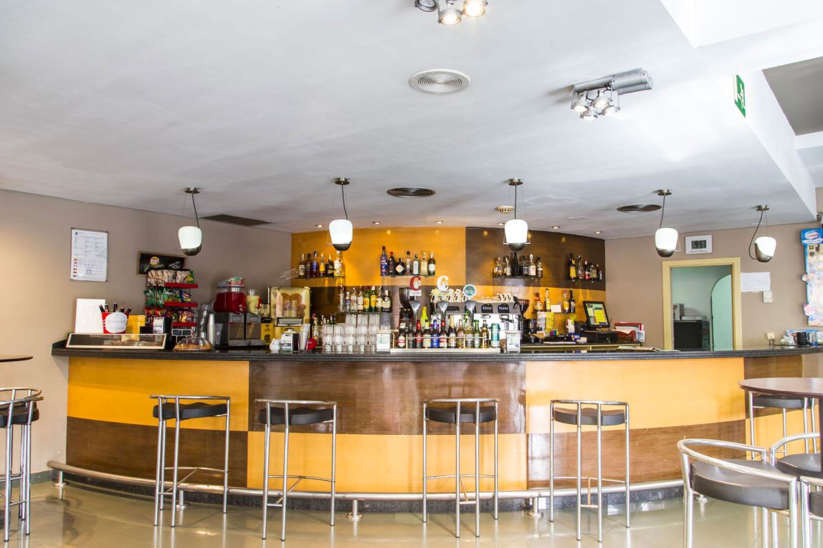 Hotel Joya Benidorm - bar with terrace