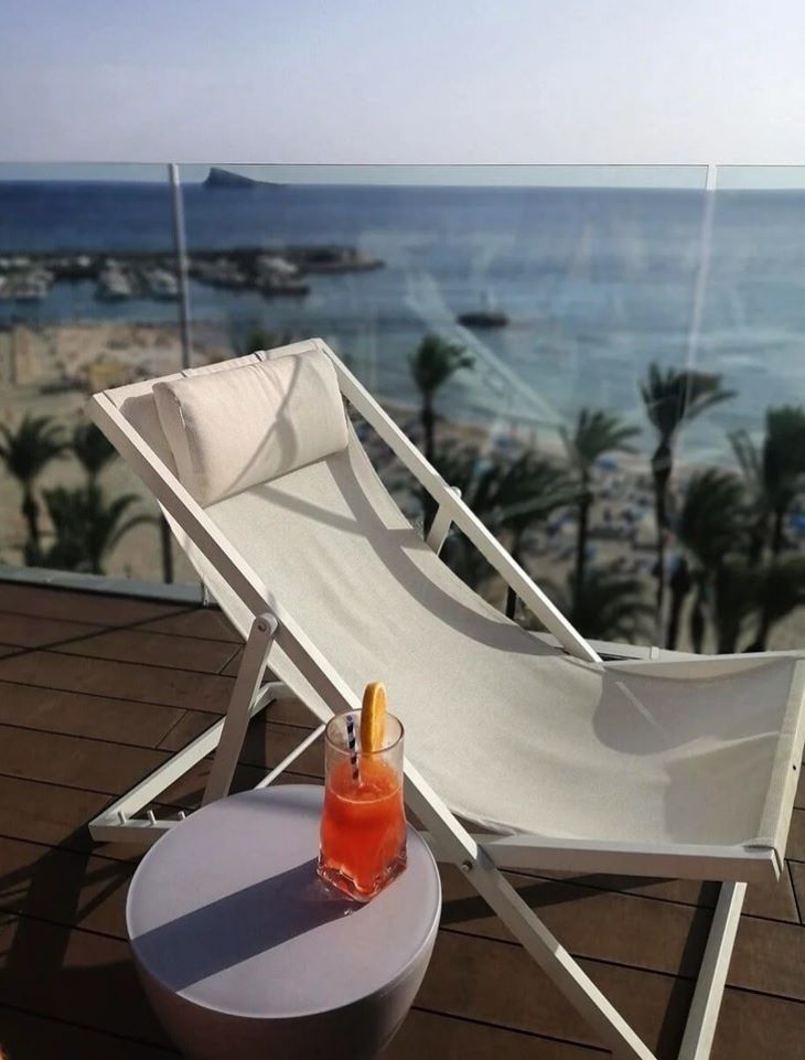 Hotel Montemar beachfront holidays in Benidorm