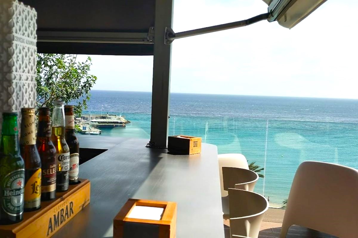 Hotel Montemar Benidorm - sea and beach views