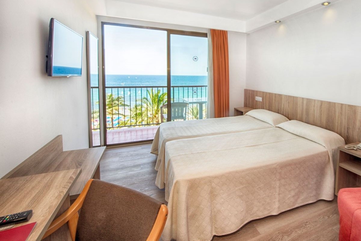 Hotel Montemar Benidorm - twin room sea view
