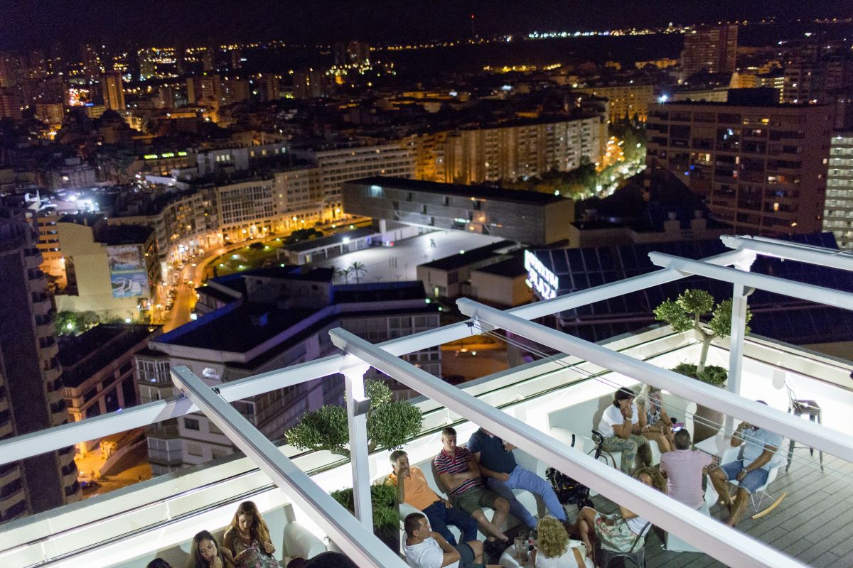 Madeira centro Hotel Benidorm - sunset views from the 20th floor sky bar and terrace