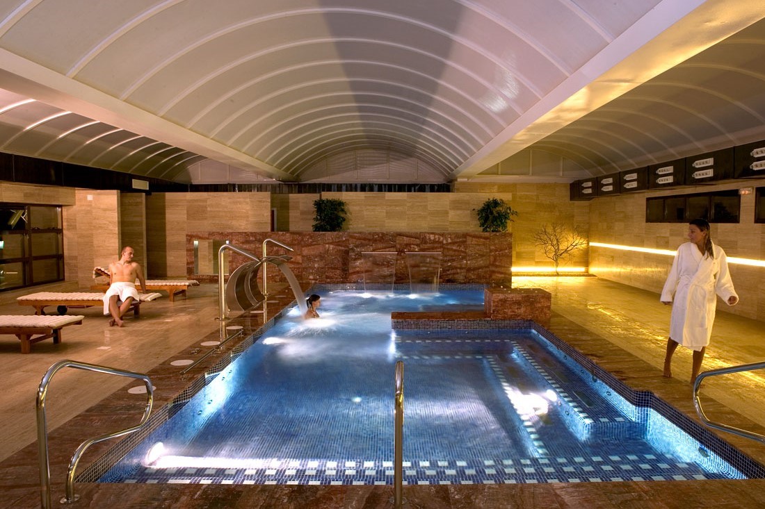 Hotel Rosamar Benidorm - spa and indoor pool